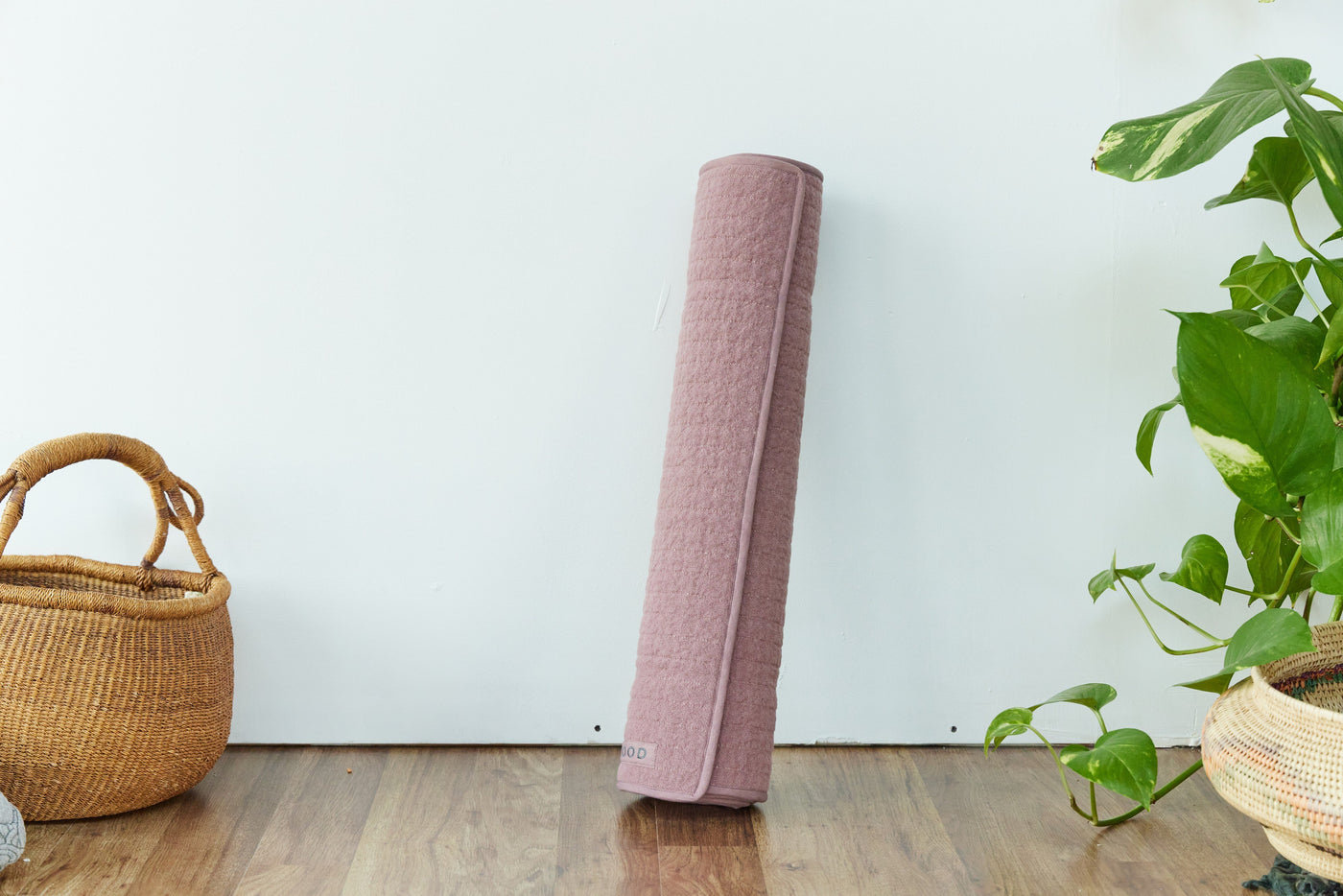 Lightweight & Eco-friendly Yoga Mat with Carrying Strap – Firefly